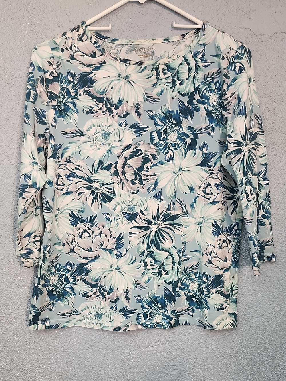 Floral Crewneck 3/4 Sleeve Top - Blue/Pink